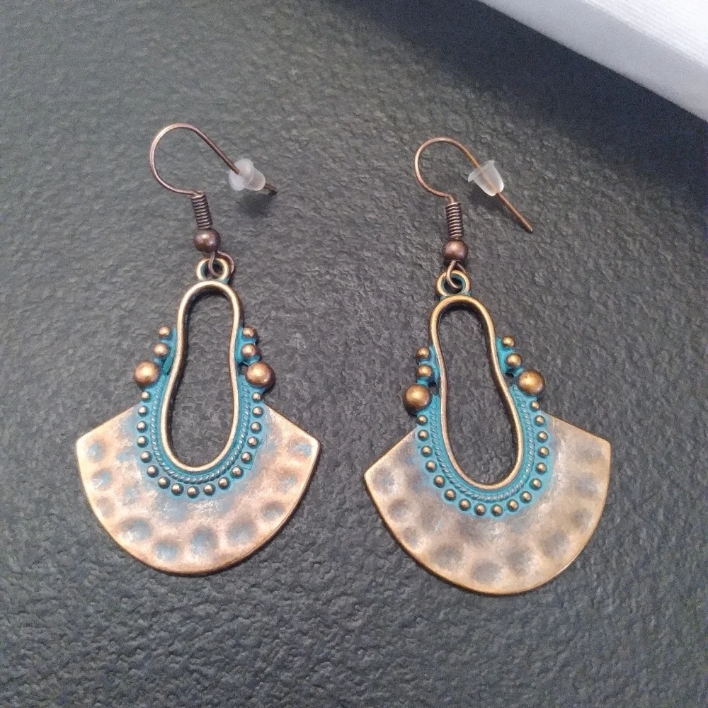 Hammered Copper Verdigris Patina Drop Earrings
